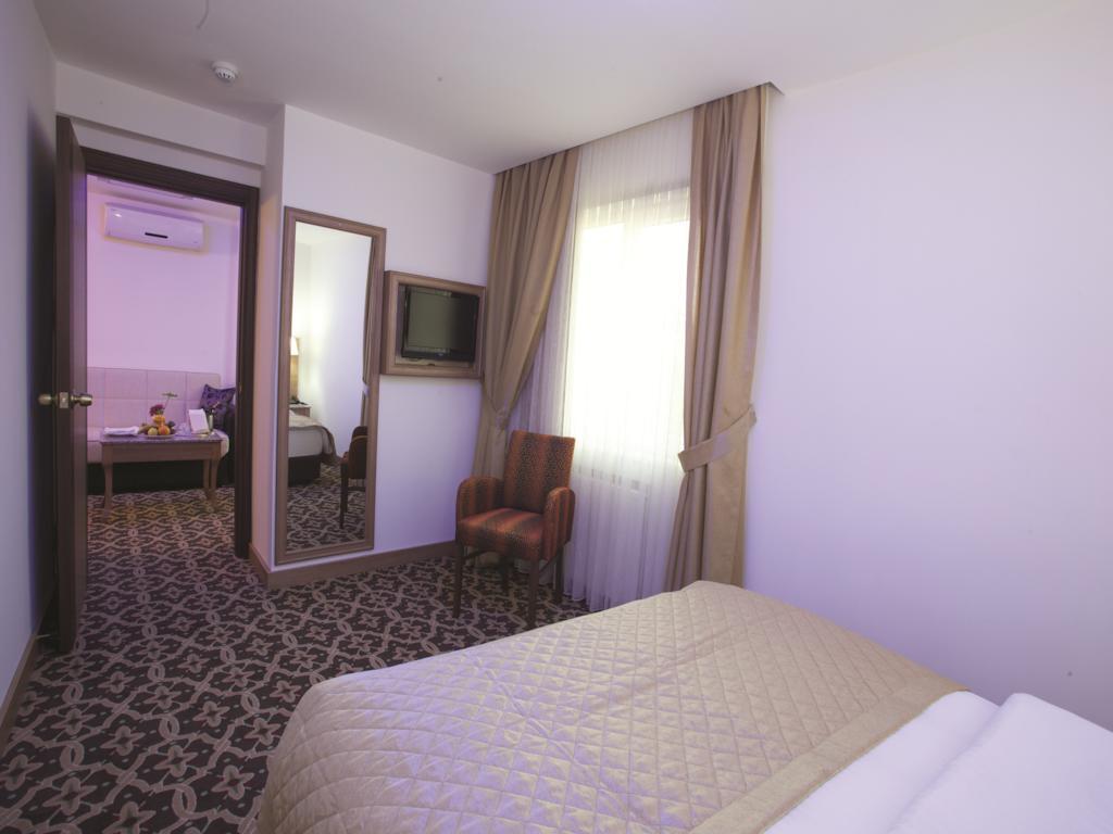 The City Hotel Istanbul Exteriör bild